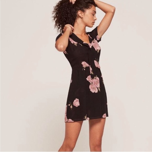 13. Reformation Fraser Black Floral Tie V Neck Button Up Mini Dress Size 2 - Picture 4 of 17
